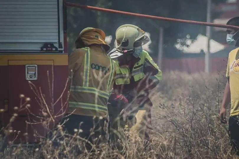 Bomberos 16